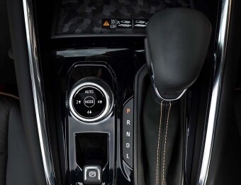 Select GMC Canyon AT4 GMC Canyon AT4